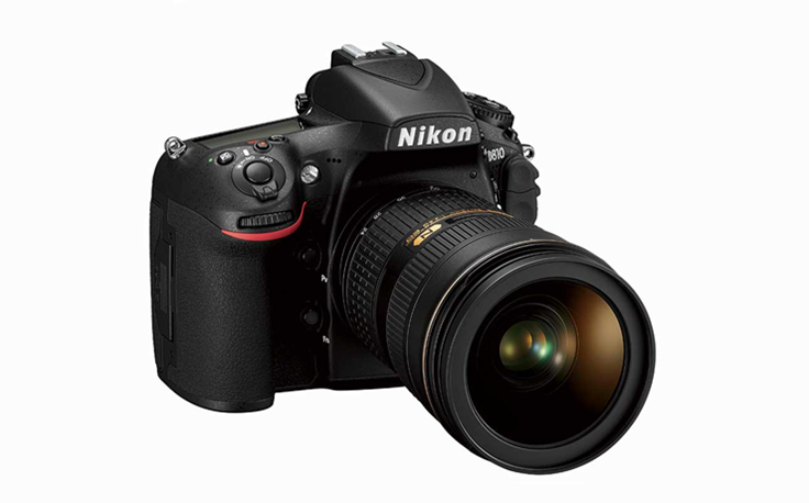 Nikon_D810_with_24_70_lens.png